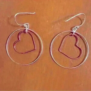 Small circle heart earrings